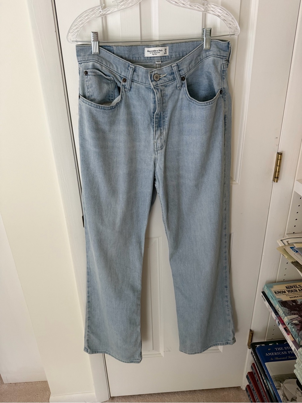 Abercrombie & Fitch Light Blue High Rise ‘90s Relaxed Fit Curve love